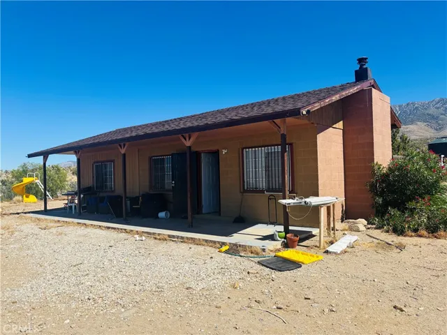 31927 Garnet Road, Lucerne Valley, California 92356