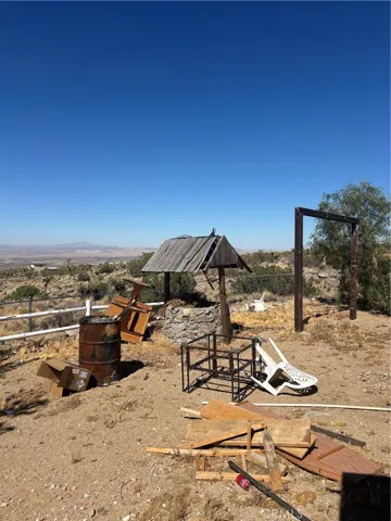 31927 Garnet Road, Lucerne Valley, California 92356
