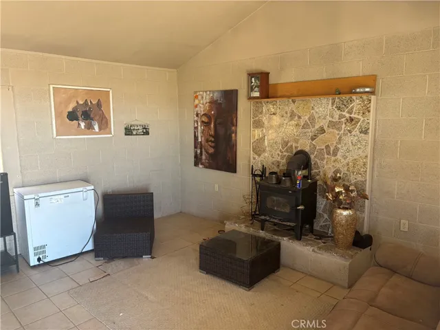 31927 Garnet Road, Lucerne Valley, California 92356