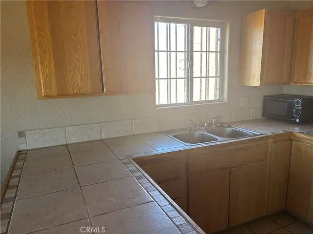 31927 Garnet Road, Lucerne Valley, California 92356