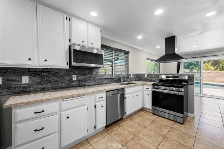 1568 Teton St., San Bernardino, California 92407