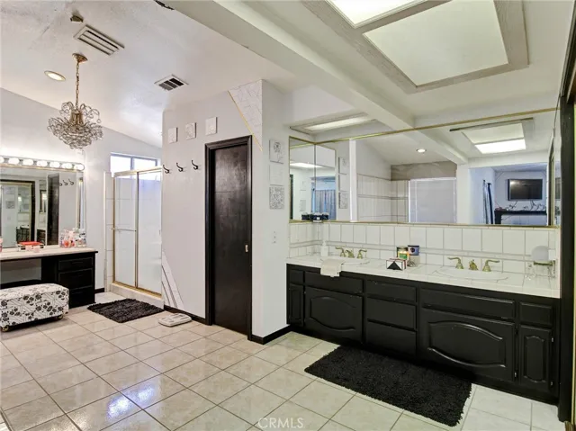 16410 Wintun, Apple Valley, California 92307