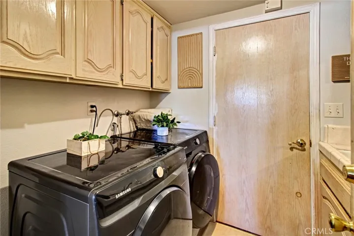 16410 Wintun, Apple Valley, California 92307