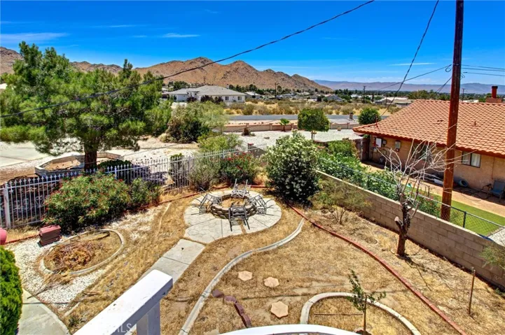 16410 Wintun, Apple Valley, California 92307