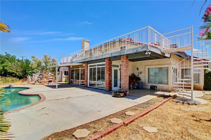 16410 Wintun, Apple Valley, California 92307