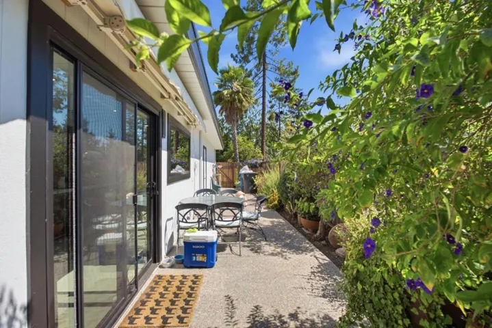 17610 Via Sereno, Monte Sereno, California 95030
