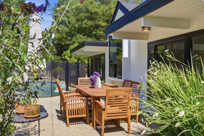 17610 Via Sereno, Monte Sereno, California 95030
