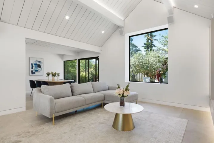 17610 Via Sereno, Monte Sereno, California 95030