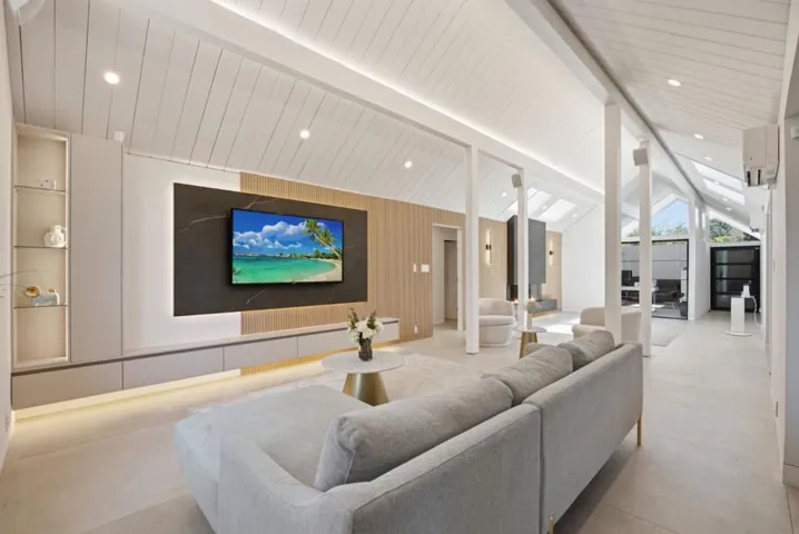 17610 Via Sereno, Monte Sereno, California 95030