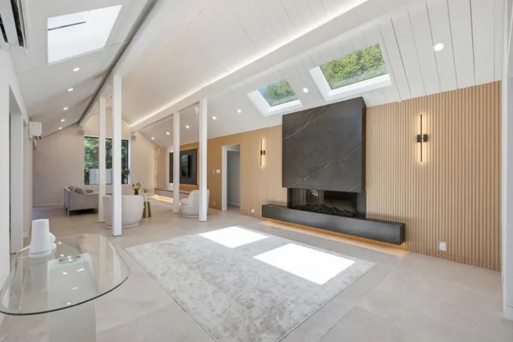 17610 Via Sereno, Monte Sereno, California 95030