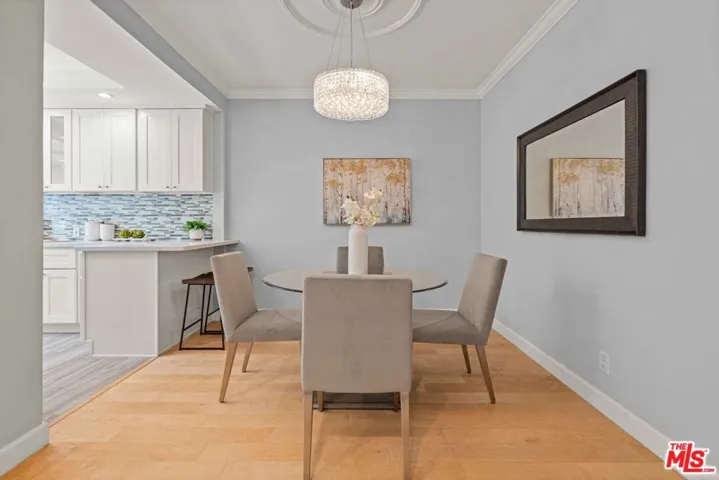 1375 Kelton Avenue 206, Los Angeles, California 90024