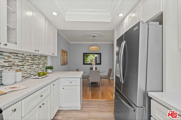 1375 Kelton Avenue 206, Los Angeles, California 90024