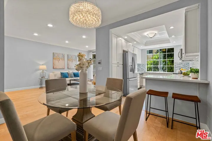 1375 Kelton Avenue 206, Los Angeles, California 90024