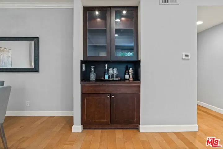 1375 Kelton Avenue 206, Los Angeles, California 90024