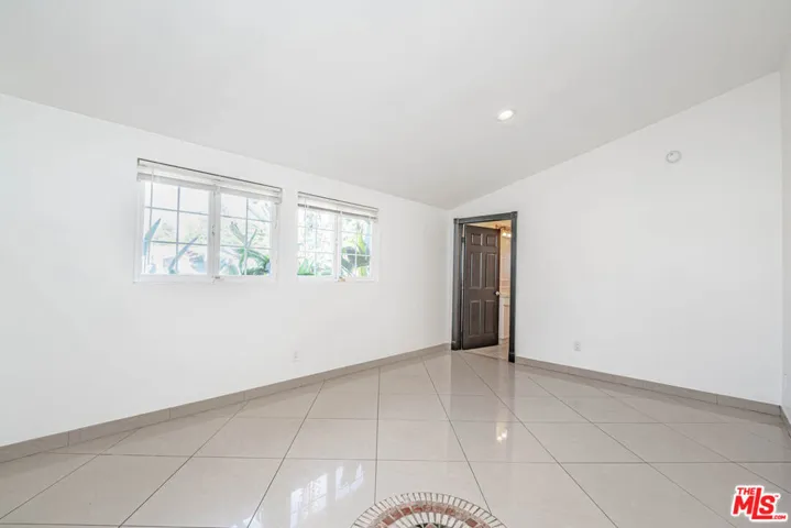 20746 Clarendon Street, Woodland Hills, California 91367