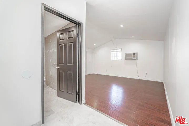 20746 Clarendon Street, Woodland Hills, California 91367