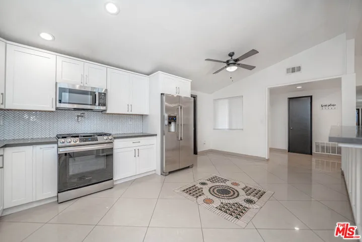 20746 Clarendon Street, Woodland Hills, California 91367