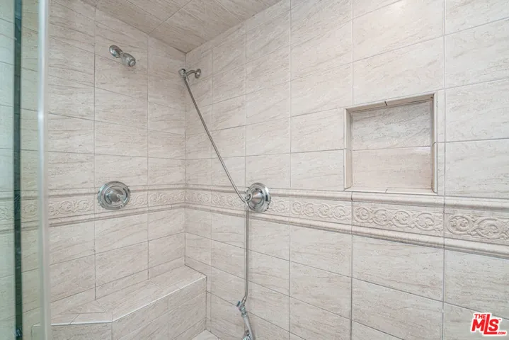 20746 Clarendon Street, Woodland Hills, California 91367