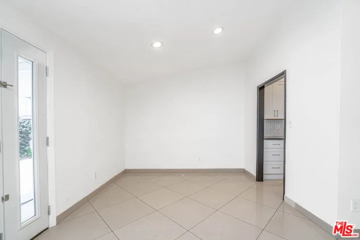 20746 Clarendon Street, Woodland Hills, California 91367