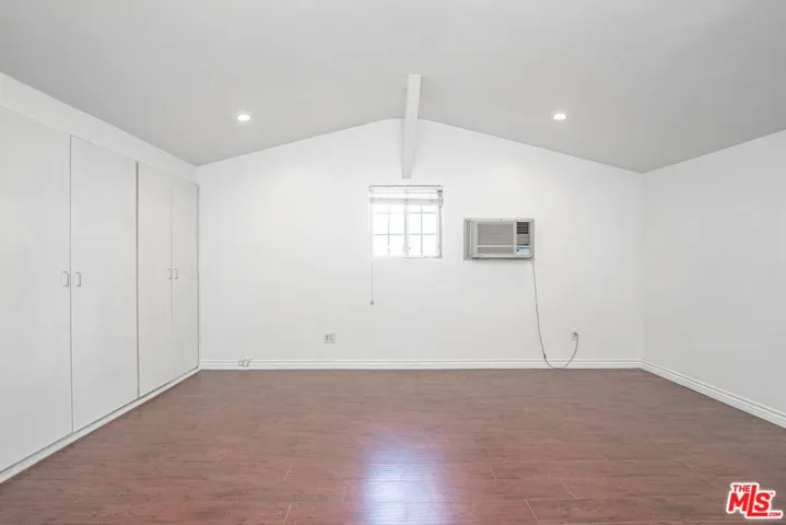 20746 Clarendon Street, Woodland Hills, California 91367