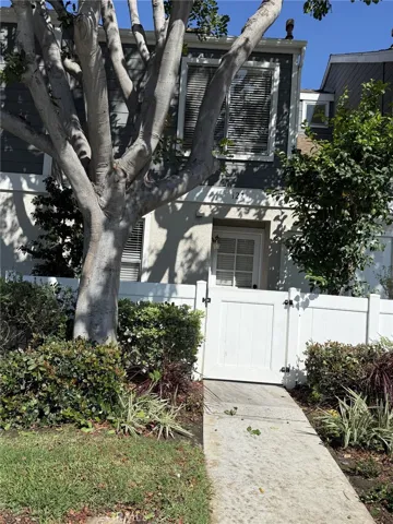127 Abbeywood, Aliso Viejo, California 92656