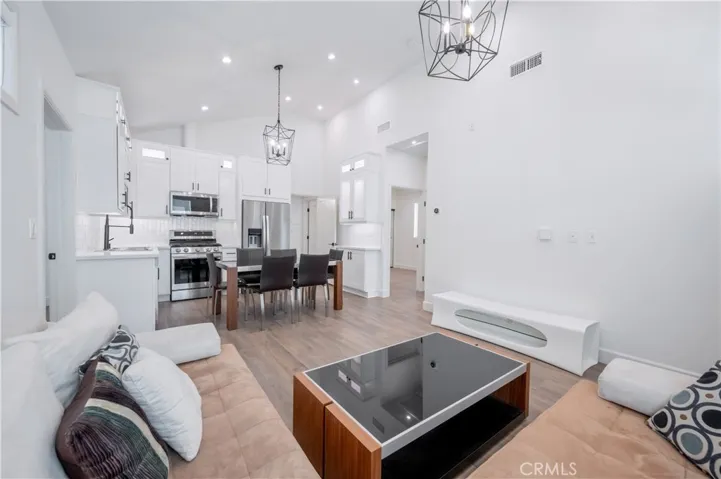 13391 Coral Reef Road 2, Tustin, California 92780