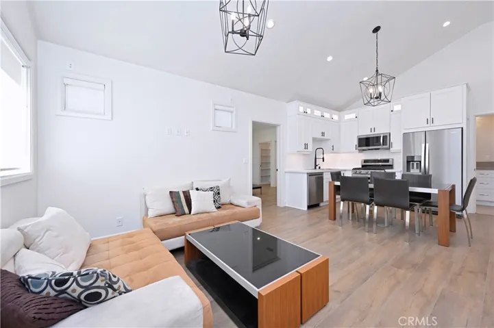 13391 Coral Reef Road 2, Tustin, California 92780