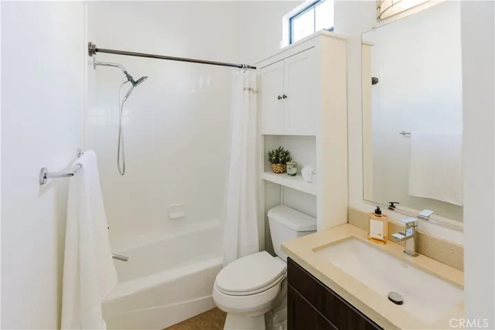 527 W Maple, Orange, California 92868