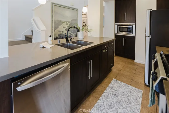 527 W Maple, Orange, California 92868