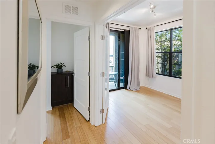 527 W Maple, Orange, California 92868