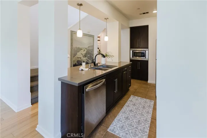 527 W Maple, Orange, California 92868