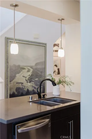 527 W Maple, Orange, California 92868