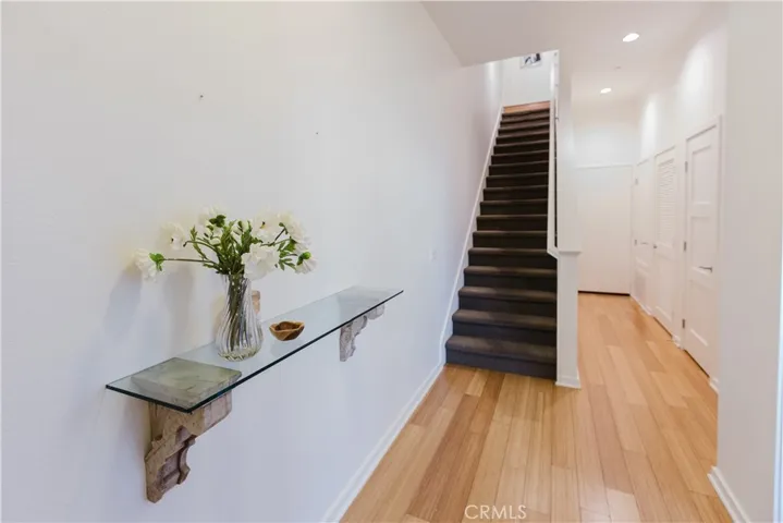 527 W Maple, Orange, California 92868