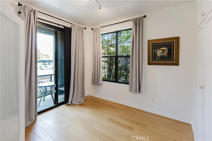 527 W Maple, Orange, California 92868