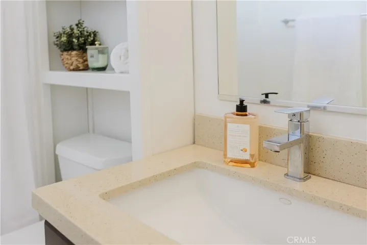 527 W Maple, Orange, California 92868