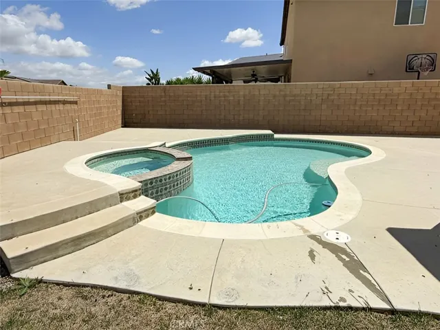 34936 Old Vine, Winchester, California 92596