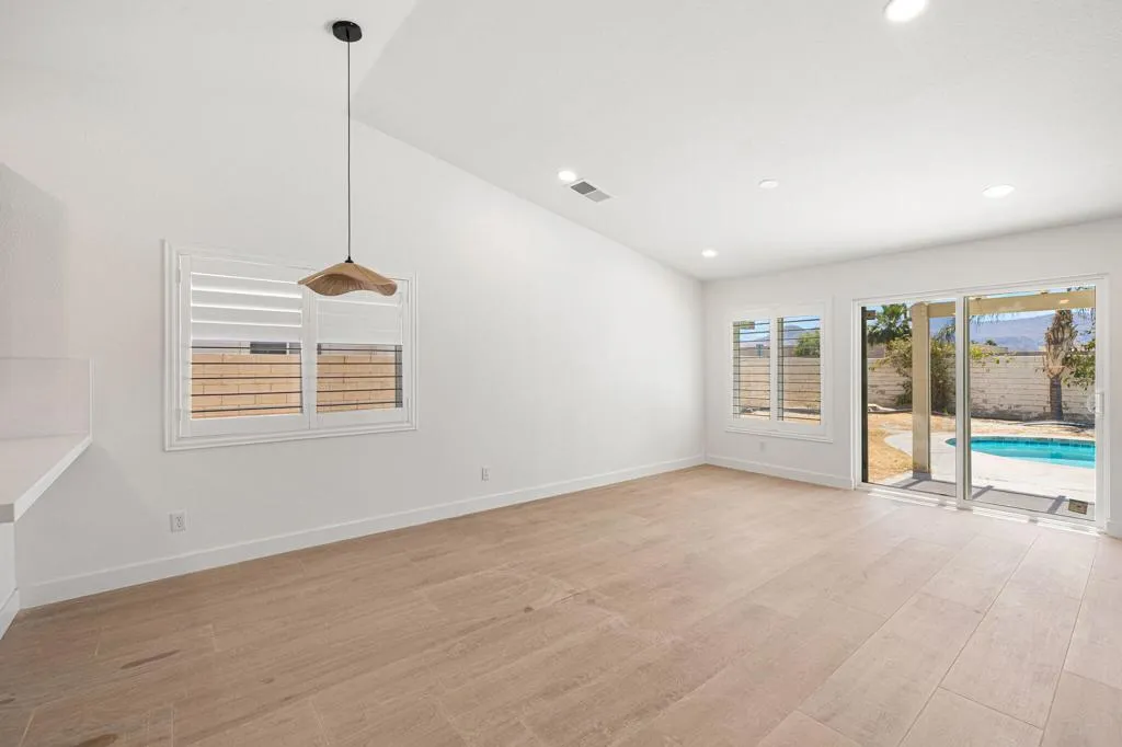 14-web-or-mls-8M4A3139 14-web-or-mls-8M4A3139