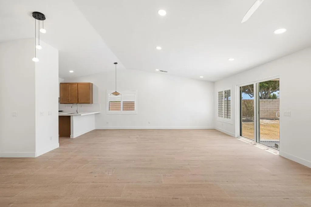 13-web-or-mls-8M4A3129 13-web-or-mls-8M4A3129