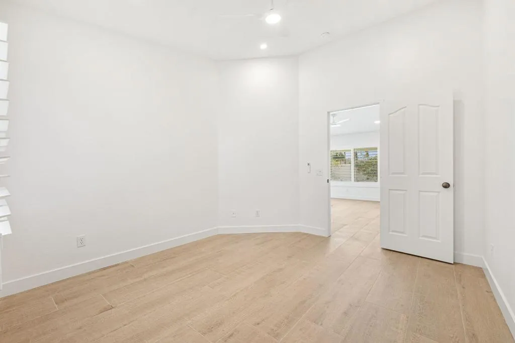 47-web-or-mls-8M4A2967 47-web-or-mls-8M4A2967