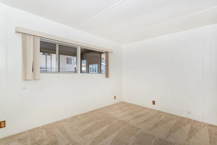 Full closet & extra storage too!