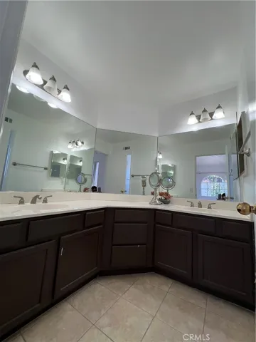 13912 Mcclure, Paramount, California 90723