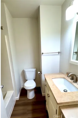 Hall bath with shower tub