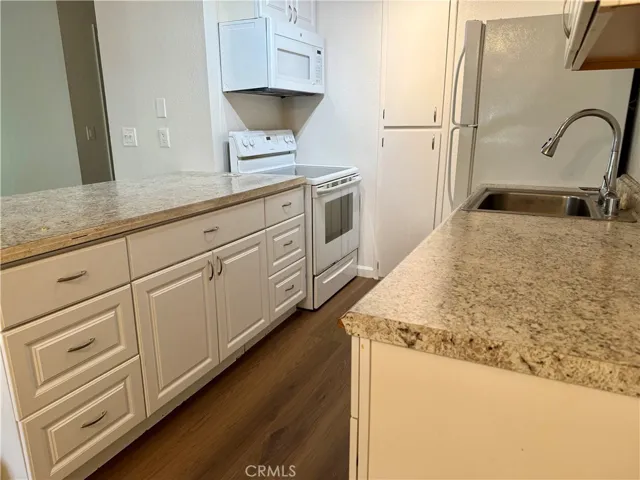 Kitchen1
