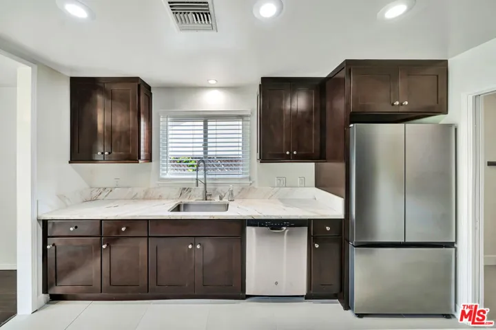23008 Hamlin Street, West Hills, California 91307