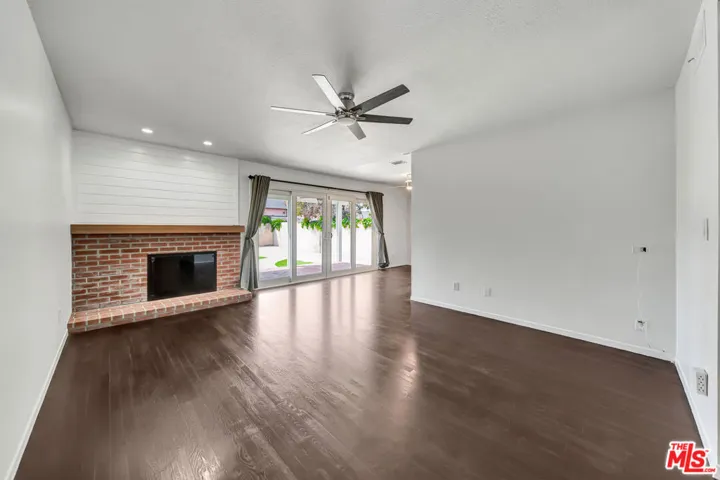 23008 Hamlin Street, West Hills, California 91307