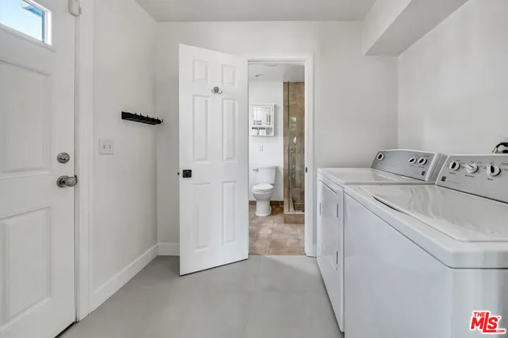 23008 Hamlin Street, West Hills, California 91307