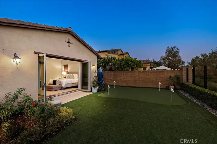 137 Sunset, Irvine, California 92602