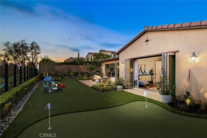 137 Sunset, Irvine, California 92602