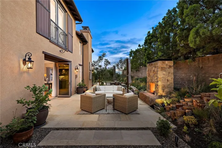 137 Sunset, Irvine, California 92602