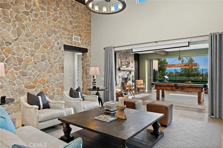 137 Sunset, Irvine, California 92602